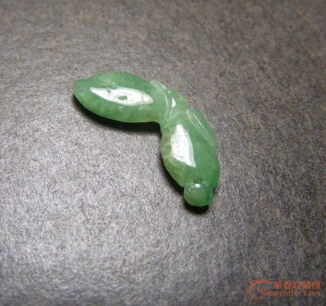 全美品 清代.老坑冰糯米绿种浮雕小瓜瓜坠(小巧