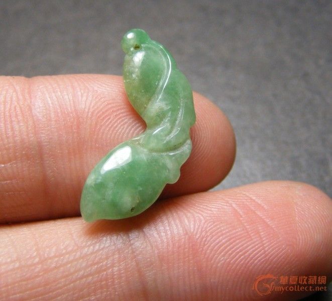 全美品 清代.老坑冰糯米绿种浮雕小瓜瓜坠(小巧