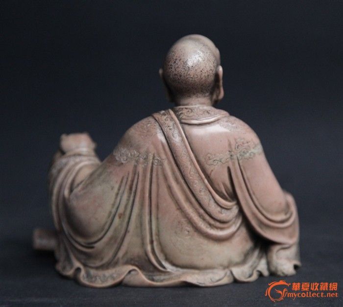 古玩城网店商品藏品交易声明: 华夏收藏网藏品交易区所展示的物品供求信息由买卖双方自行提供,其真实性、准确性和合法性由信息发布人负责,华夏收藏网不承担任何法律责任。 华夏收藏网有两种交易模式,1、买卖双方私下协商自行交易;2、买卖双方委托华夏收藏网代理交易。凡是用户私下交易免费,但本网不承担任何责任。华夏收藏网提醒:为保障您的利益,推荐您选择委托华夏收藏网代理交易,具体安全交易方法如下: 代理交易其运作的实质是以华夏收藏网为货与款转移的中介,提供让买卖双方都放心货款转移的一种服务。 1、买卖双方通过看图、交