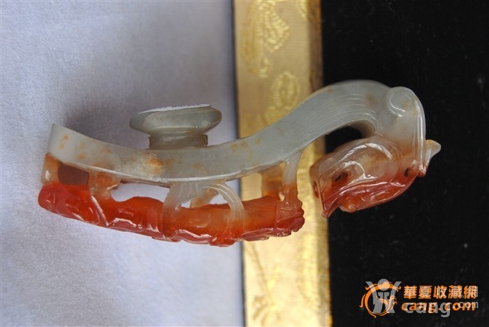 清中期官造巧色红翡苍龙教子玉带钩第二个(版主推荐)