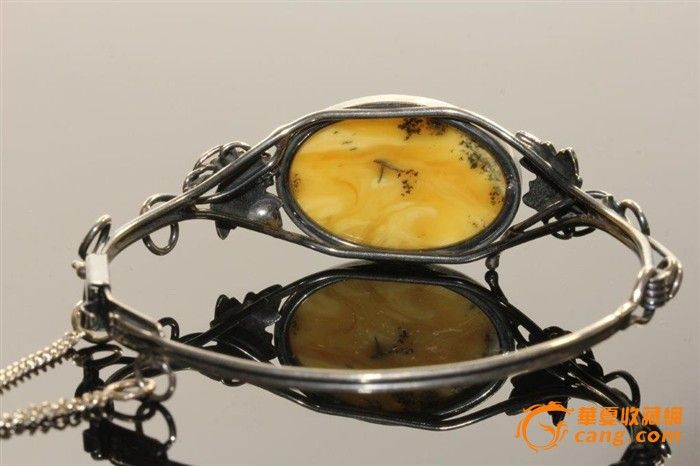 欧洲老纯银手工葡萄雕手镯+特大老蜜蜡 收藏与