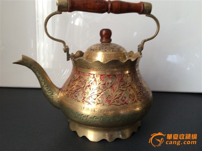 欧洲古董手工铜壶图片