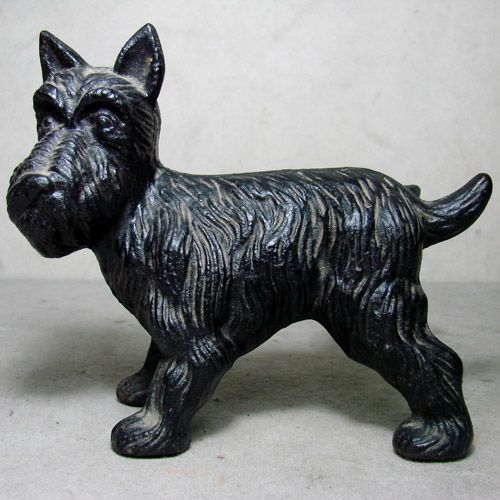 r554 民国 铁制沙皮狗