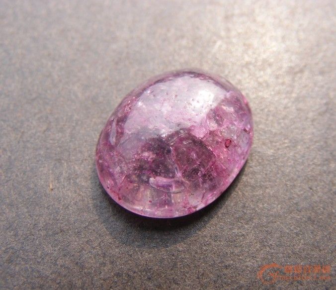 效果真漂亮 清代.老琉璃仿桃红碧玺冰裂纹椭圆大戒指(全品)