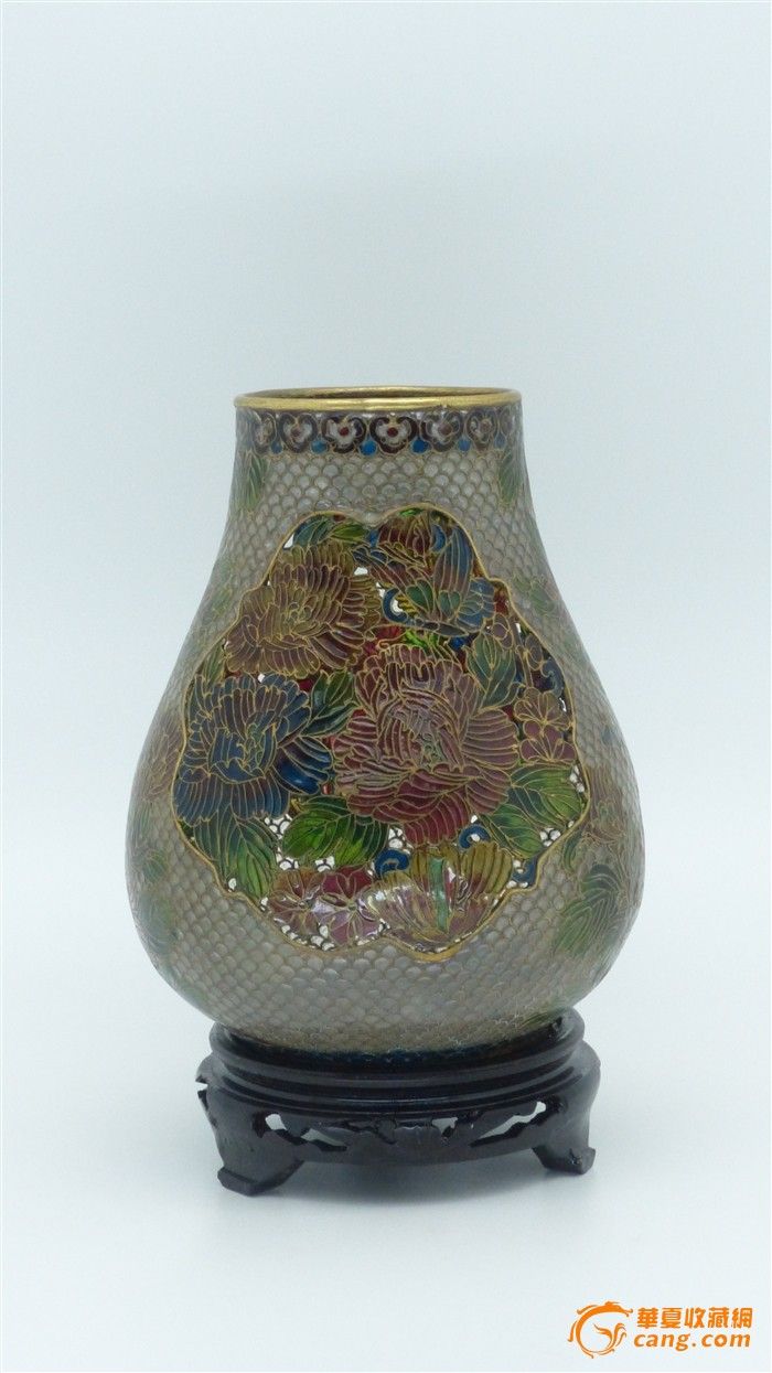 掐丝脱胎透明珐琅花瓶,高18厘米.