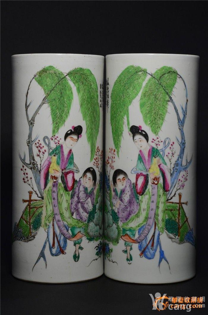 民国李和生作粉彩人物纹帽筒一对